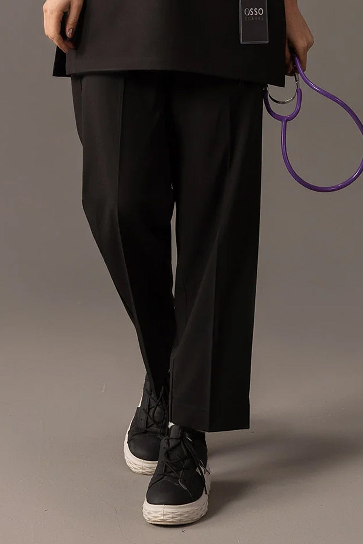 Standard - Ultra black